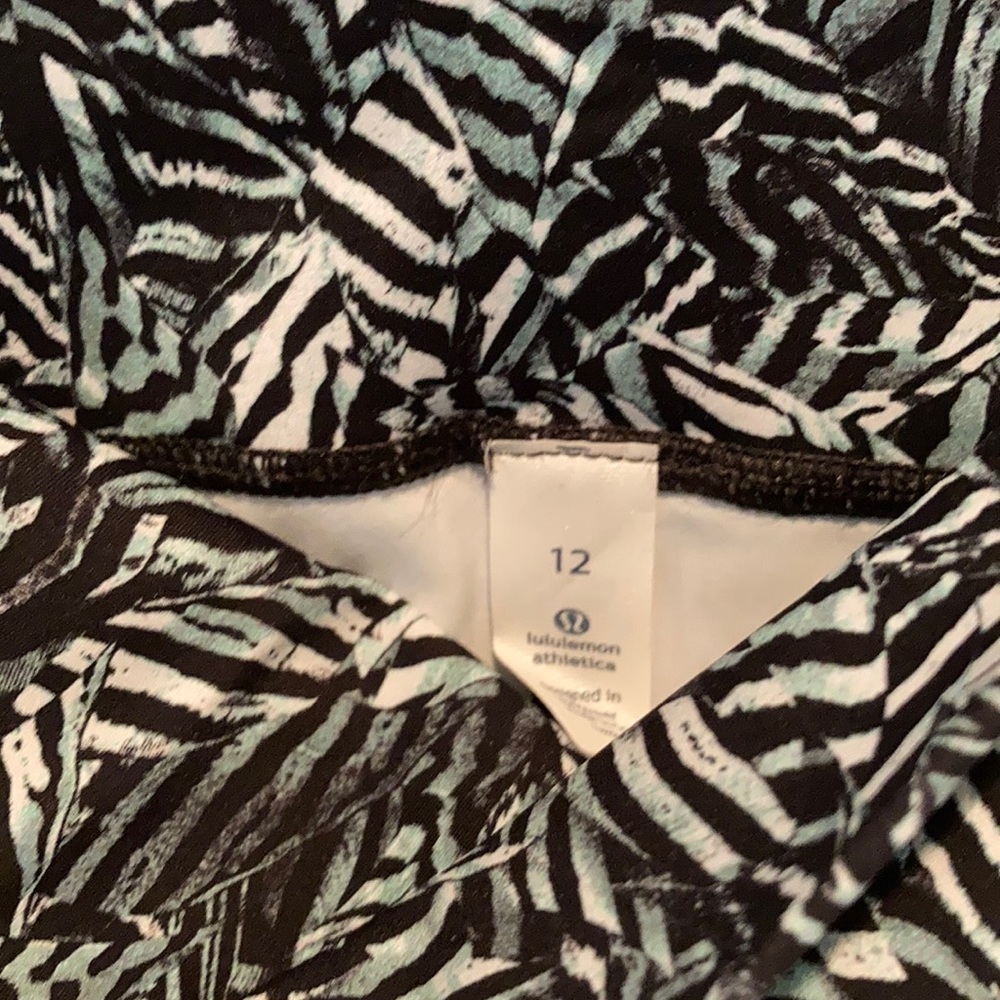Lululemon Pant - Picture 8 of 8